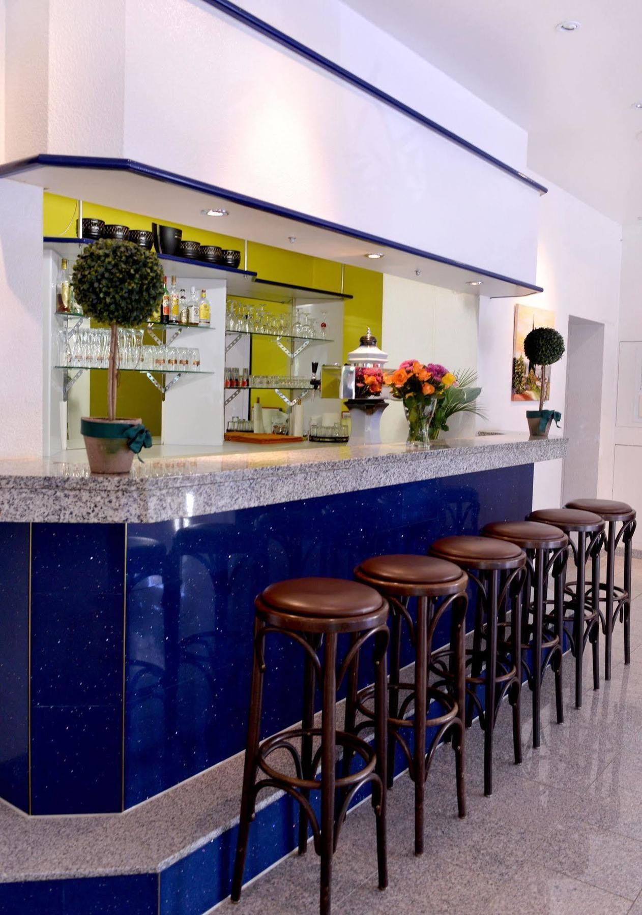 Alpha Hotel Garni Dietzenbach Exterior photo