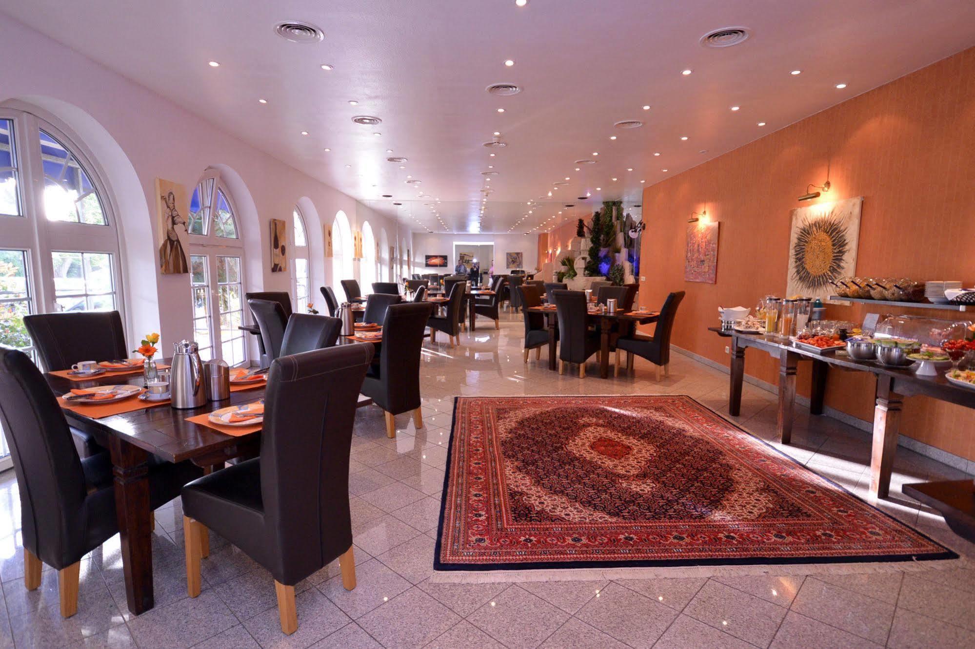 Alpha Hotel Garni Dietzenbach Exterior photo